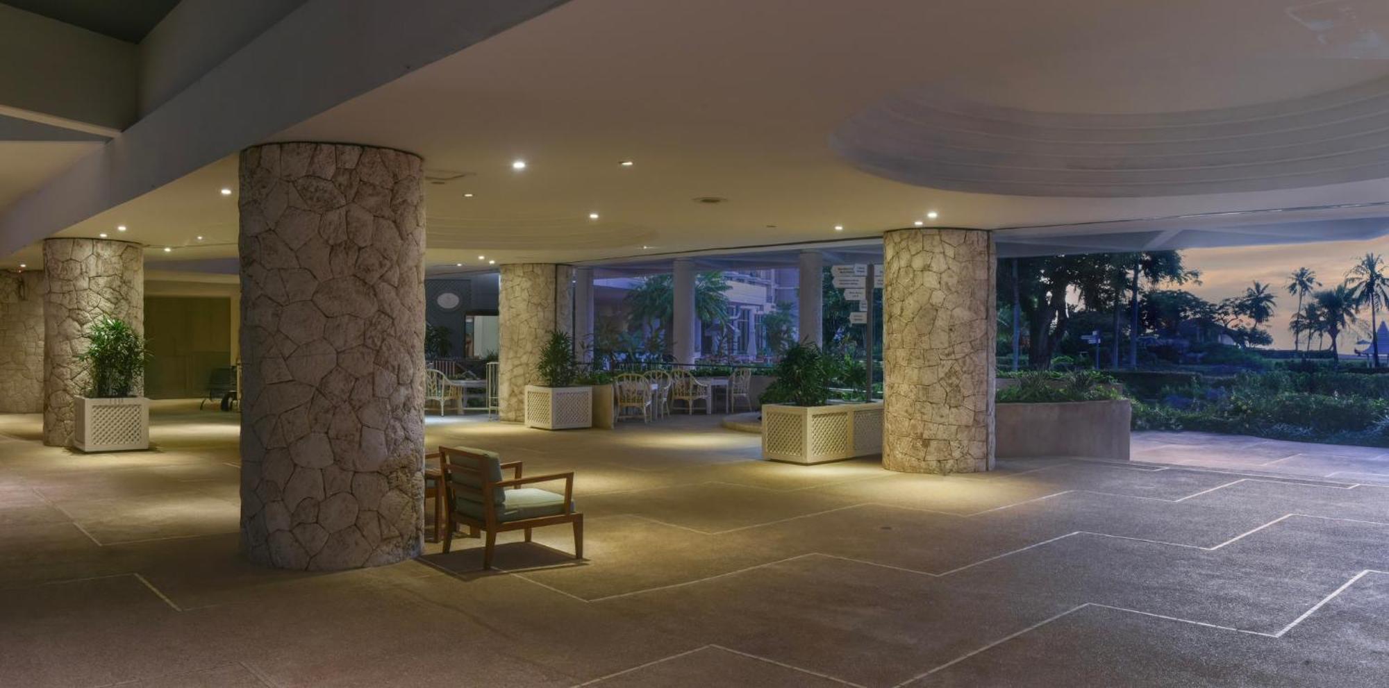 Marianas Beach Resort Saipan Exterior foto